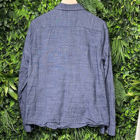 GUESS SHIRT Mens XL Blue Button Down Collared Chambray Denim Front Pocket 1813 - Picture 7 of 7